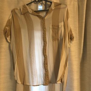 American Eagle Linen button up shirt